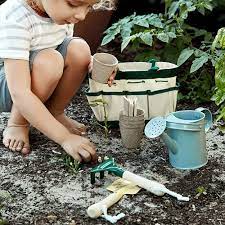 eco-friendly garden tools